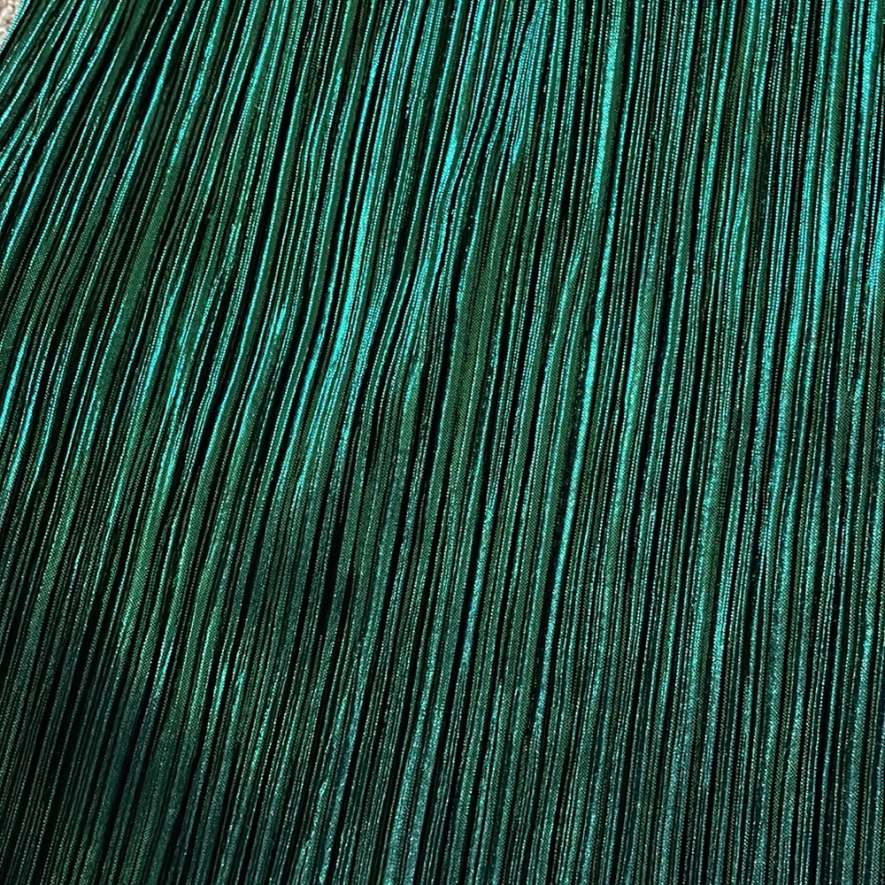 NWT HOUSE OF HARLOW 1960
X Farrah Dress In Green - Emerald size Xs MSRP$198 - Picture 3 of 3